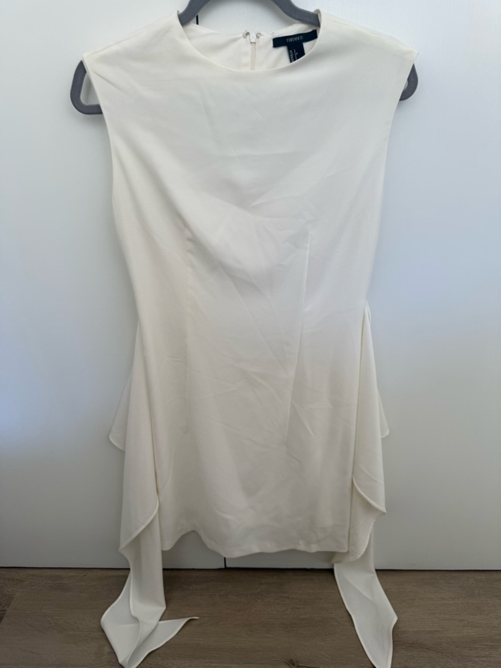 Forever 21 Ivory Sleeveless Dress